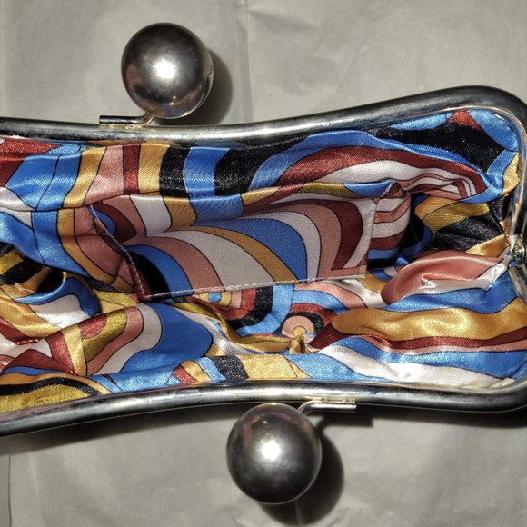 Vintage Silver Clutch - Picture 2 of 2